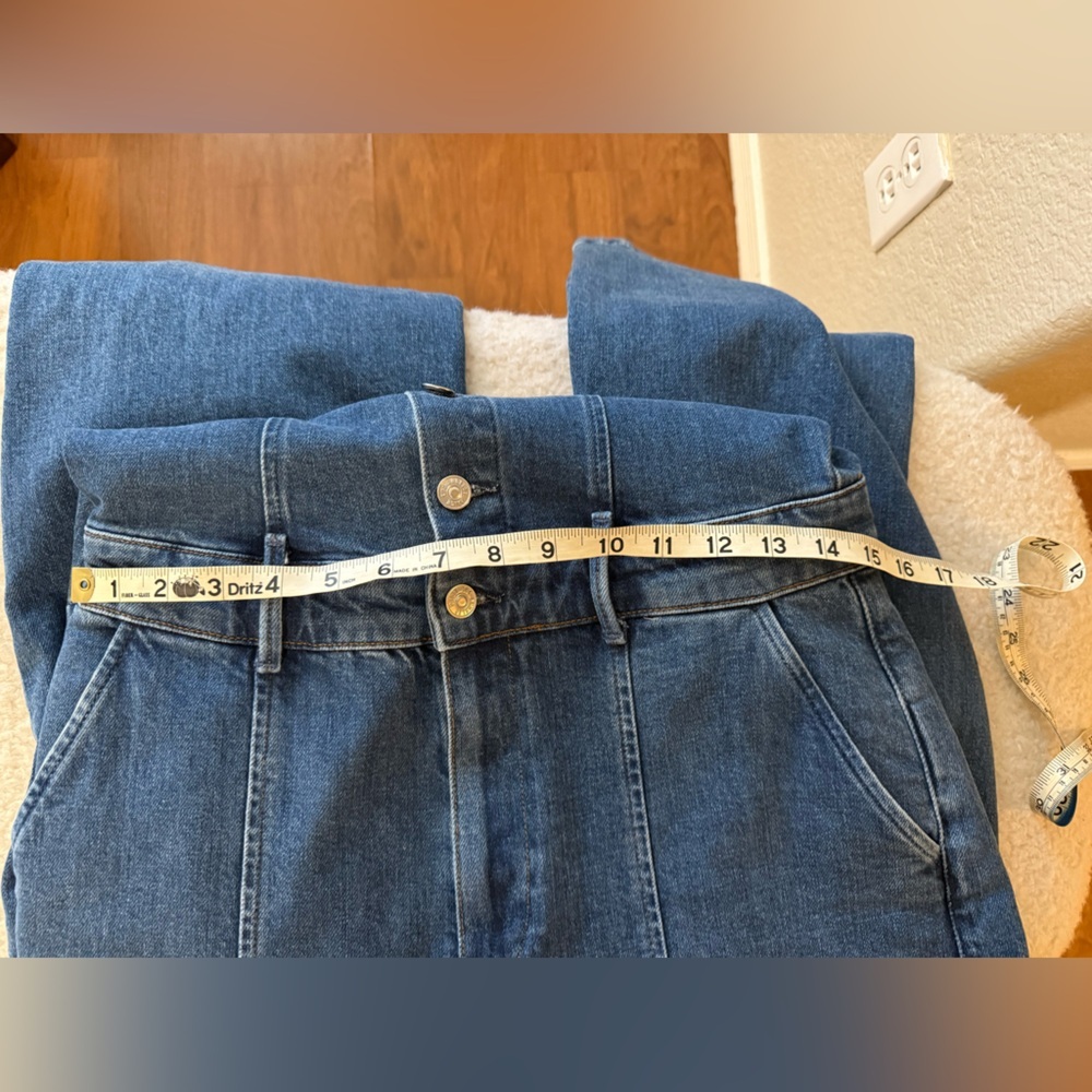 Women’s PAIGE Anessa Seamed Denim Wide Leg Cropped Jumpsuit in Delia - Picture 10 of 13